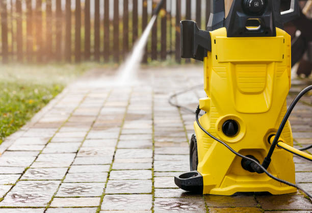 Best Roof Washing  in Hampton Bays, NY